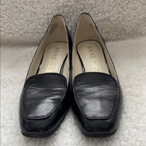 Anne Klein Like New Black Heeled Shoes Size 6